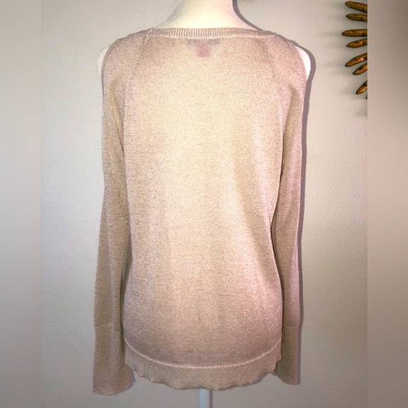 Vince Camuto Viscose & Metallic Gold Knit Top. Size XS. - Picture 6 of 6